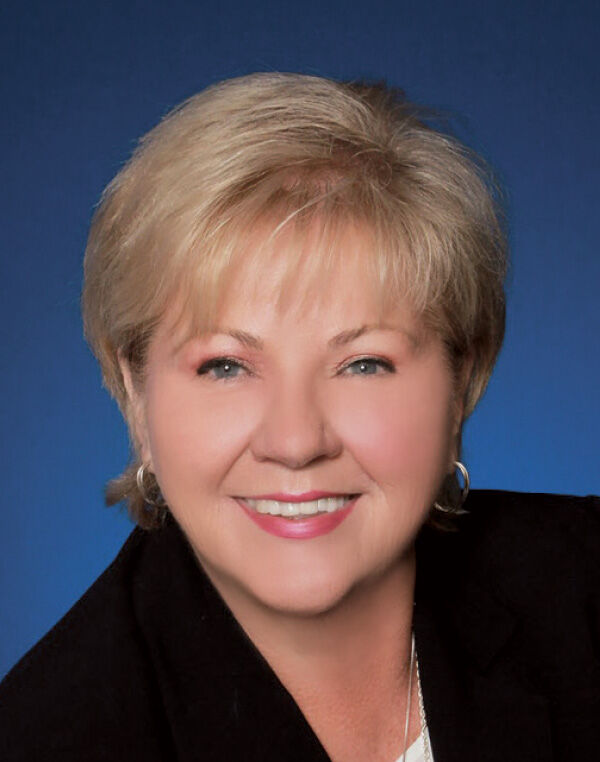 Bonnie-Mays-600px.jpg